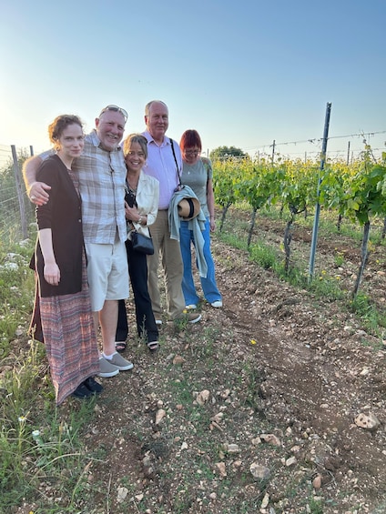 Vieste: Wine Tasting &walk into vineyard to Cantine Merinum