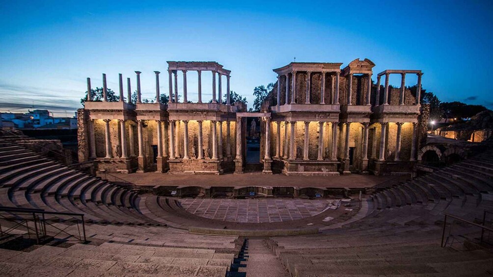 Merida: Roman Theater and Amphitheater Guided Tour