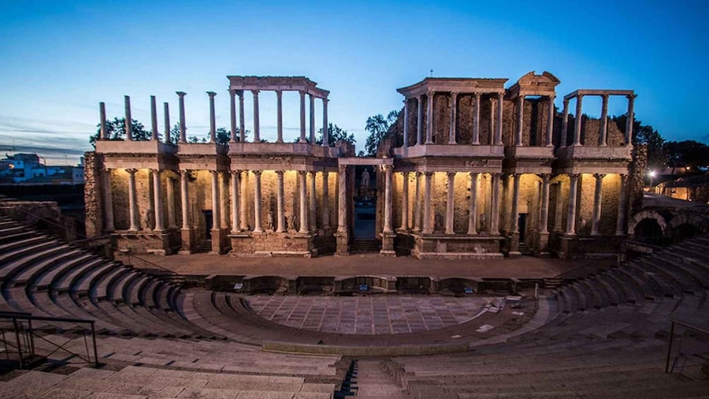 Merida: Roman Theater and Amphitheater Guided Tour