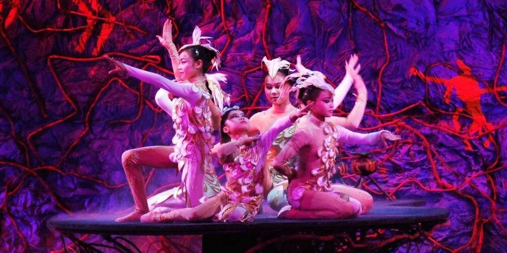 Picture 5 for Activity Beijing: Red Theater Acrobatic Show Tickets