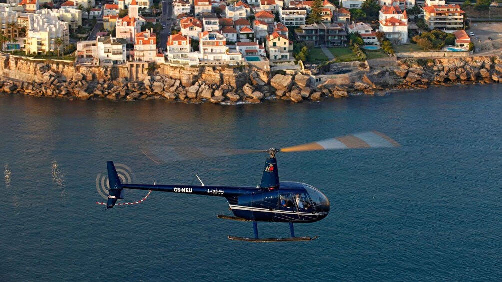 4 -hour excursion in Lisbon and helicopter ride.