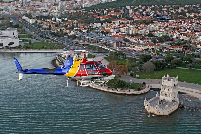 Picture 5 for Activity 4 -hour excursion in Lisbon and helicopter ride.