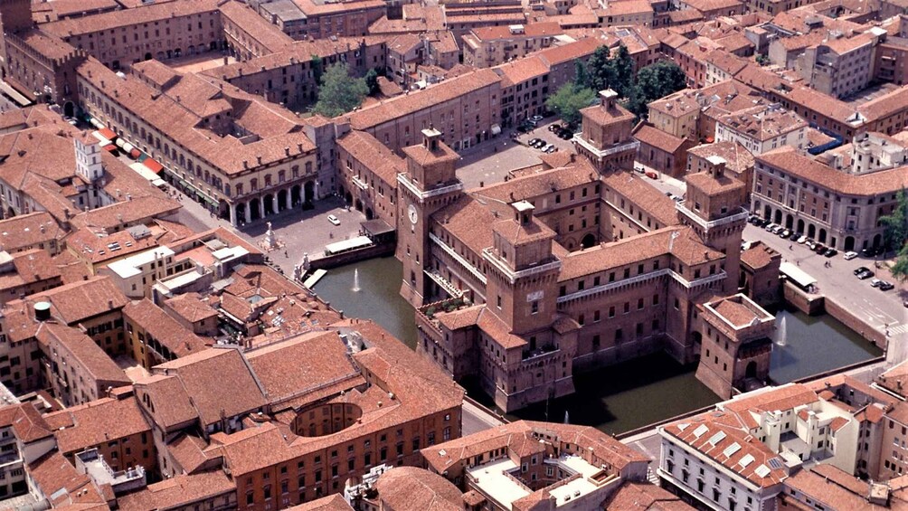 Picture 4 for Activity Ferrara: 2-Hour City Center Walking Tour