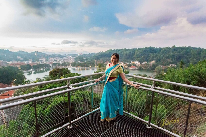 Picture 2 for Activity Ambuluwawa Tower: three Temple Tour by Tuk Tuk from Kandy