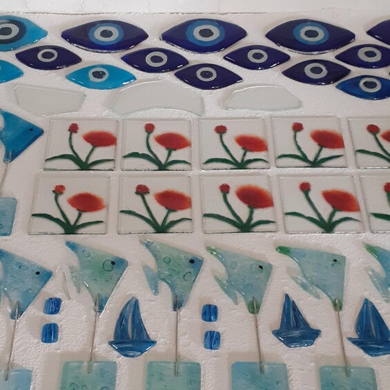 Picture 2 for Activity Naxos: Workshop Fusing Glass in Galanado