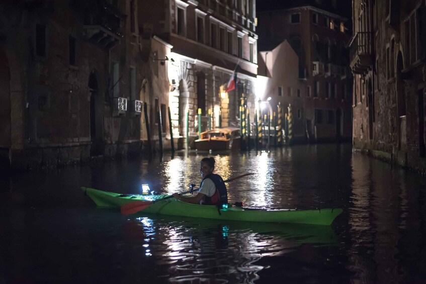 Picture 3 for Activity Unique night tour with sunset: Kayak in Venice with a guide