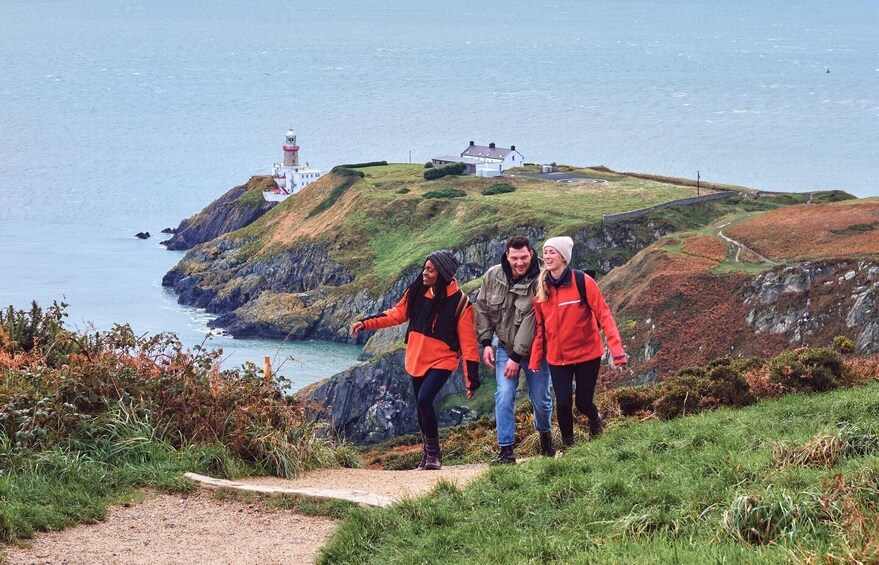 Dublin: Dublin Coastal Hiking Tour with Howth Adventures