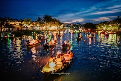 Hoi An: Essenstour, Bootsfahrt und Fußmassage bei Nacht