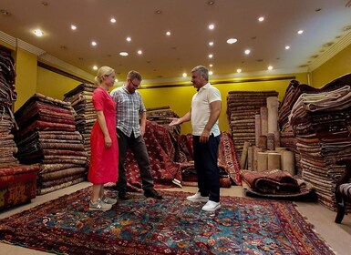 Rug Shopping Private Tour with expert Grand Bazaar