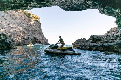 Mallorca Alcudia: recorrido en moto de agua por la cueva de Jack Sparrow