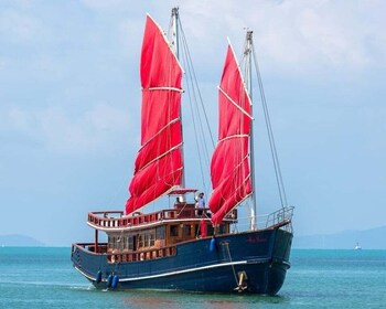 Koh Samui: Red Baron Romantic Sunset Dinner Cruise