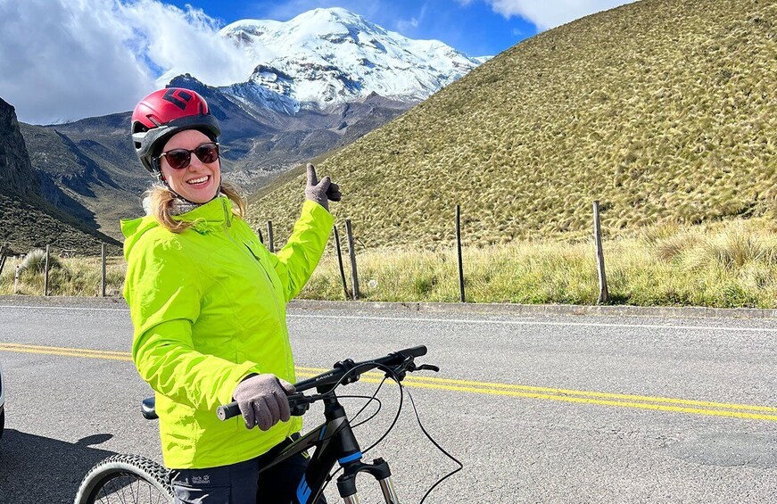 Picture 6 for Activity Riobamba: Chimborazo volcano biking & hiking tour with lunch