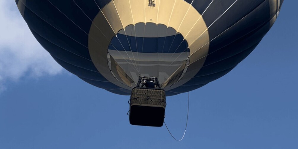 South of Paris: hot air balloon flight