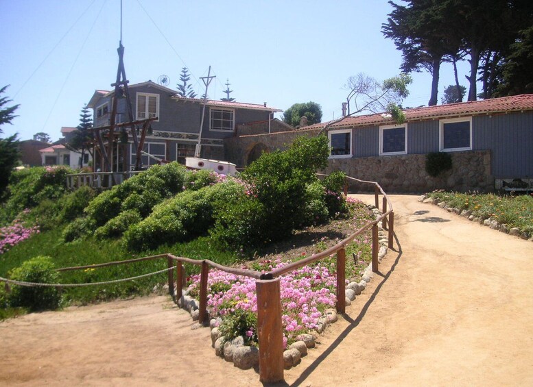 Picture 3 for Activity Isla Negra and Quintay: the so-called coast of poets