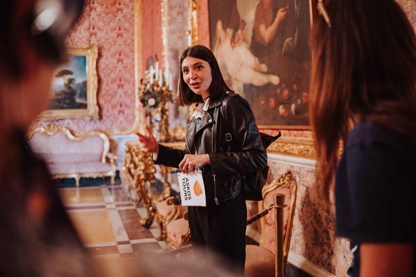 Picture 12 for Activity Naples: Royal Palace and Spanish Quarters Small Group Tour