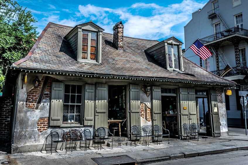 Picture 2 for Activity New Orleans: Wicked History Walking Tour with a Local Witch