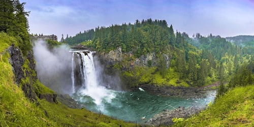 Seattle: Private Cascade Mountains and Waterfalls Day Tour