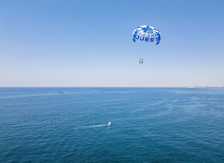 Vilamoura Marina: Parasailing