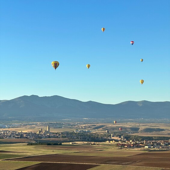 Picture 2 for Activity Hot air balloon ride in Segovia