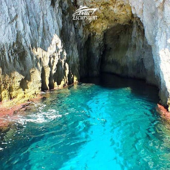 Picture 5 for Activity Syracuse: Ortigia Island and Sea Caves Boat Tour