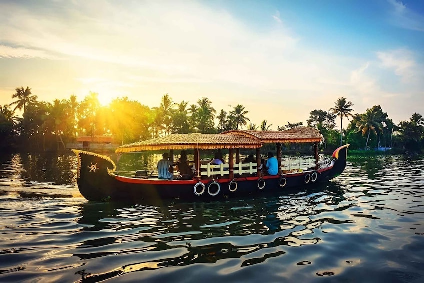 Picture 2 for Activity Alleppey Shikara boat ride