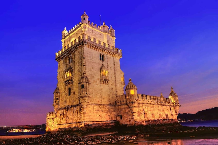 Picture 6 for Activity Lisbon: Sailboat Tour with Local Guide and Green Wine