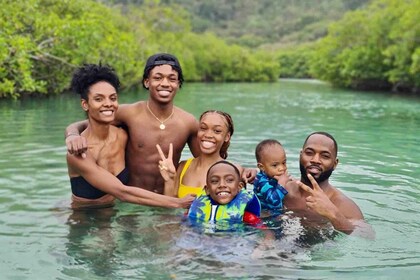 从巴拿马城出发：加勒比海岛屿之旅和波托贝洛堡