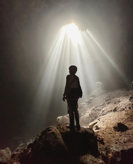 Yogyakarta: Jomblang and Pindul Cave Adventure Tour