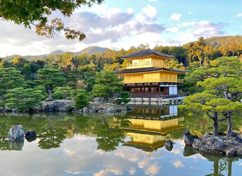 Picture 2 for Activity Golden Pavilion, Nijo Castle, & Nishiki Market Half day tour