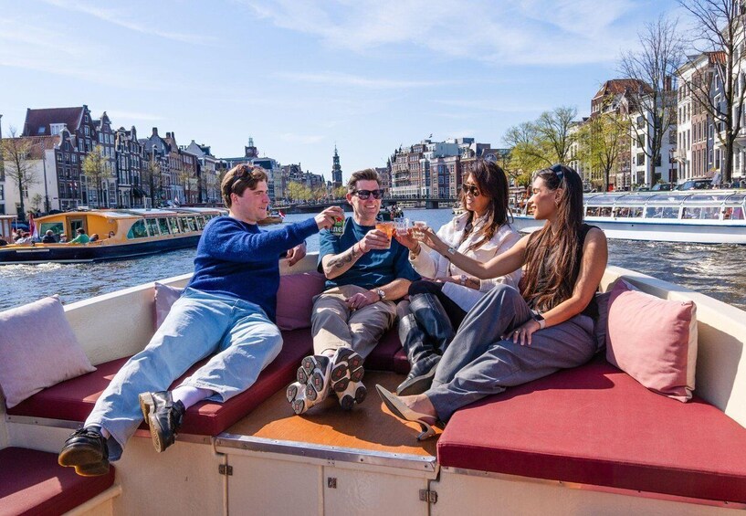 Picture 3 for Activity COZY AND FUN CANAL TOUR: A UNIQUE JOURNEY THROUGH AMSTERDAM
