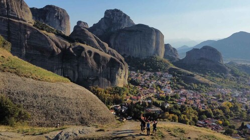 Senderismo y exploración de las joyas ocultas de Meteora