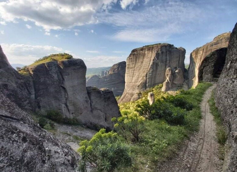 Picture 1 for Activity Hiking exploration of Meteora's Hidded Gems