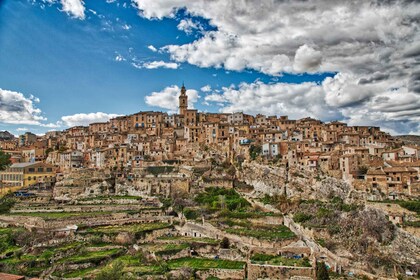 Desde Alicante: excursión de un día a Bocairent y Covetes dels Moros