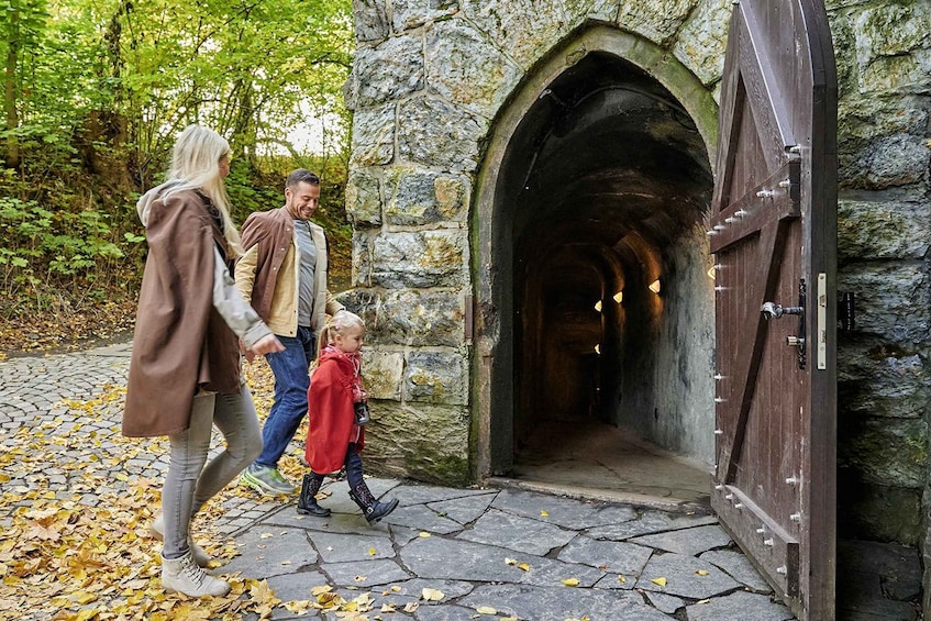 Saalfeld: Familienführung Schaubergwerk Feengrotten