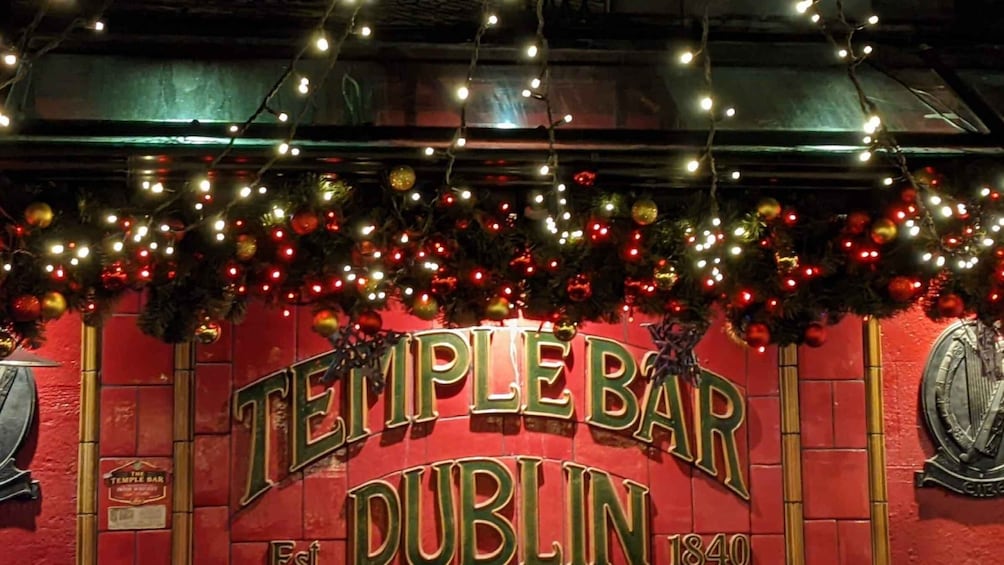 Picture 7 for Activity Dublin: Temple Bar Self-Guided Must-See Highlights Tour