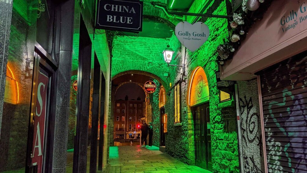 Picture 13 for Activity Dublin: Temple Bar Self-Guided Must-See Highlights Tour