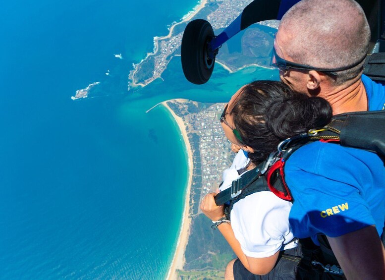 Picture 6 for Activity Newcastle: Tandem Beach Skydive with Optional Transfers