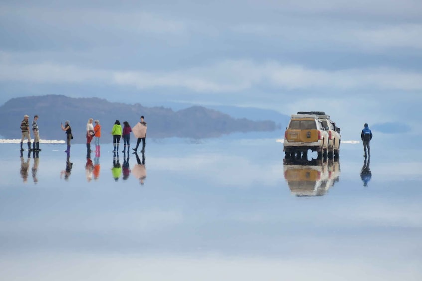 La Paz: Uyuni Salt Flats & Lagoon Share Trip (private room)