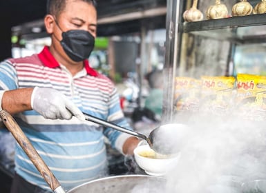 Phnom Penh : Marché du matin et petit déjeuner guidé excursion en Tuktuk