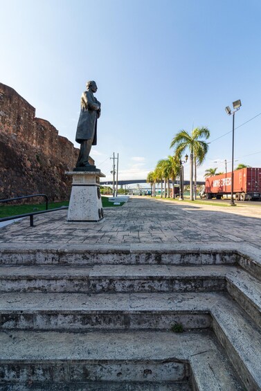 Picture 57 for Activity Santo Domingo City Tour: Colonial City, Los Tres Ojos, Lunch