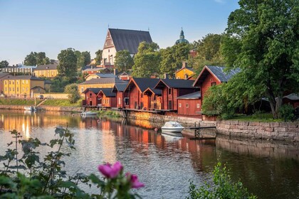 Die Highlights von Helsinki und Porvoo Private Tour