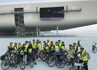 Santander: Guided Tour by Electric Bike