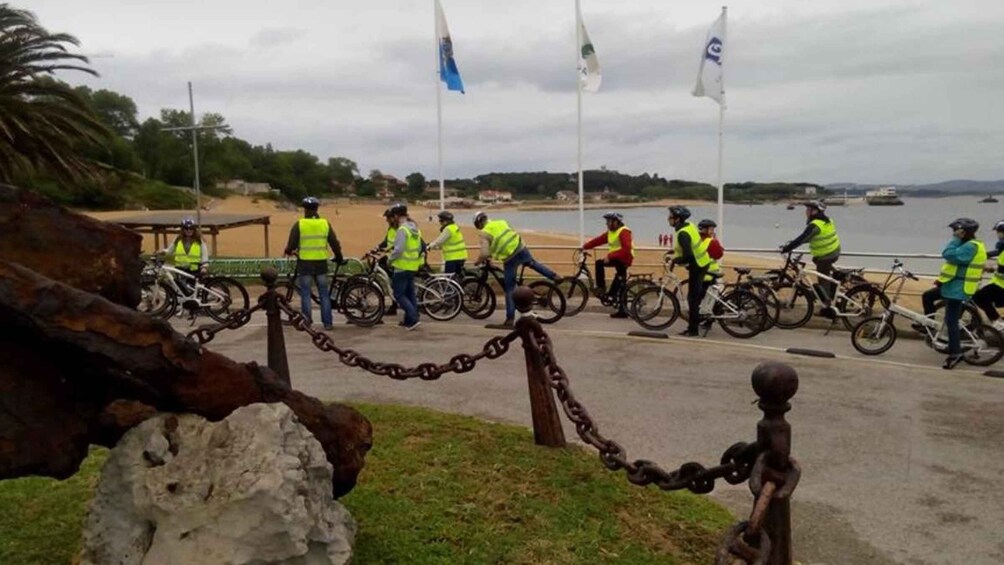 Picture 2 for Activity Santander: Guided Tour by Electric Bike