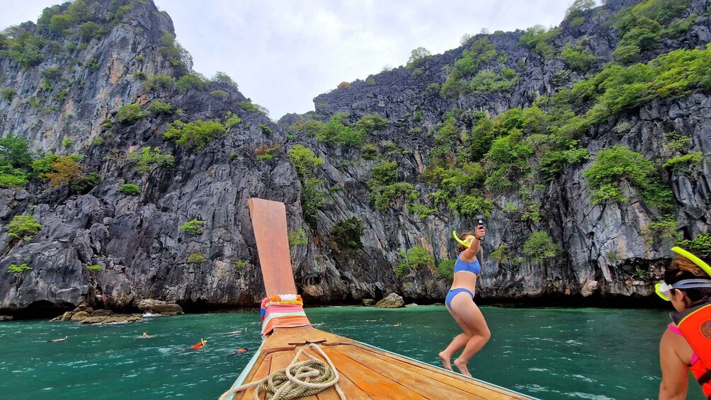 Picture 1 for Activity Koh Lanta: 4 Islands & Emerald Cave with Snorkel by Longtail