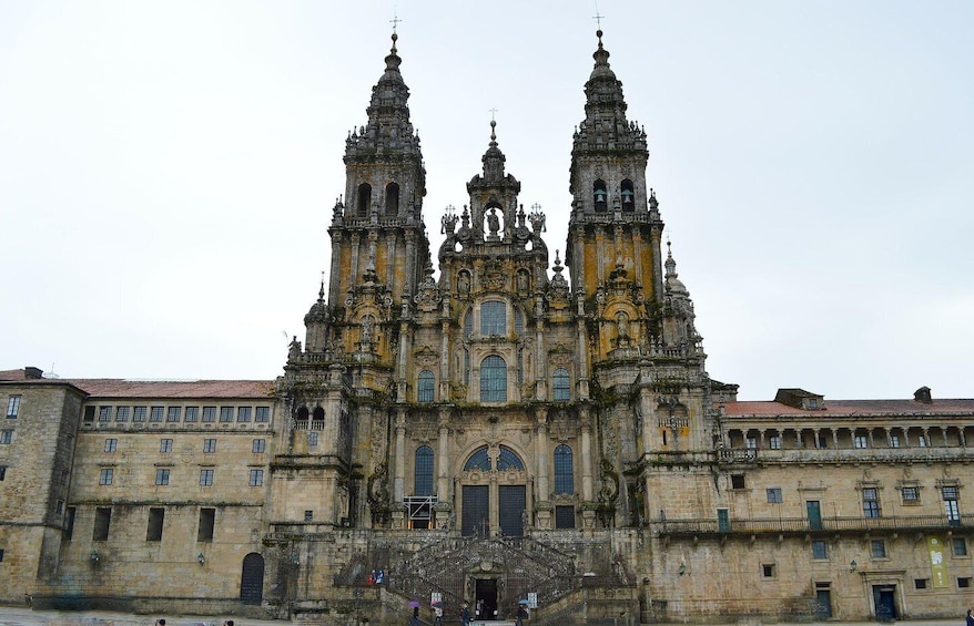 Picture 3 for Activity Tour Cathedral of Santiago with roofs & Portico de la Gloria