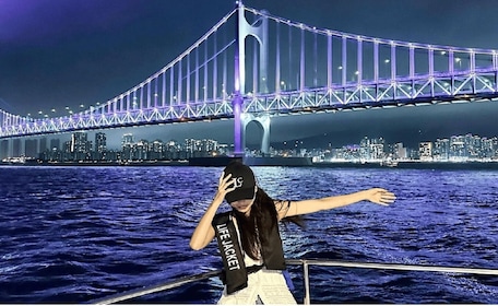 Busan Night Tour - City Lights & Food (Up to 7 Guests)