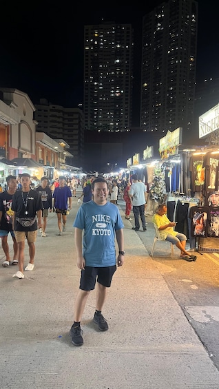 Picture 1 for Activity Manila Night Market and food tour Experience