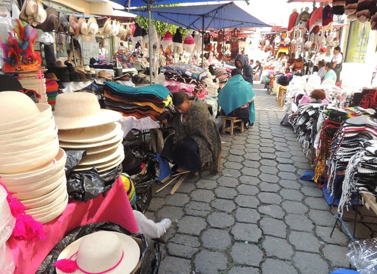 Picture 10 for Activity Quito: Otavalo Sightseeing and Handcrafts Market Day Tour