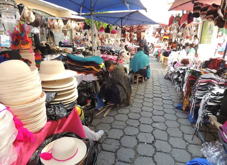 Picture 10 for Activity Quito: Otavalo Sightseeing and Handcrafts Market Day Tour