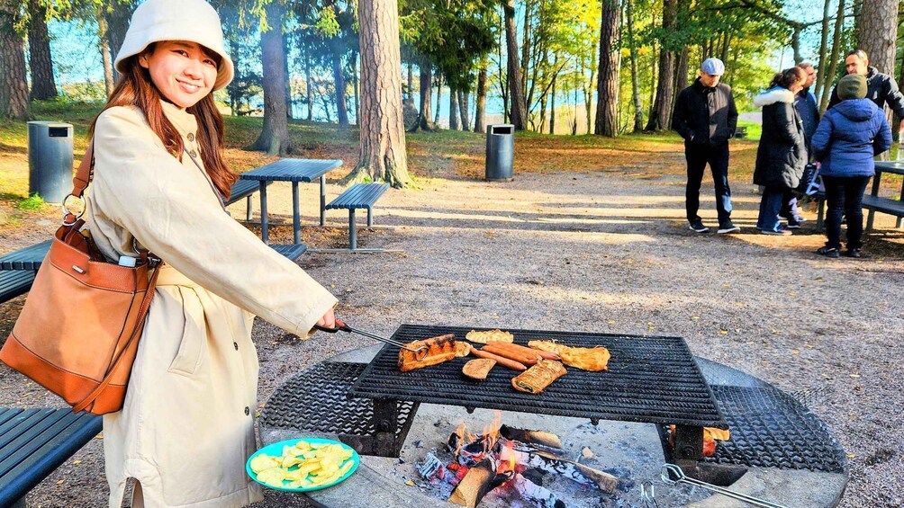 Picture 2 for Activity Helsinki: Bike or E-Bike Tour, BBQ, Sauna, Parks, and Forest